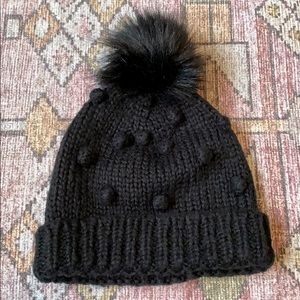 Loft Bobble Pom Pom Hat